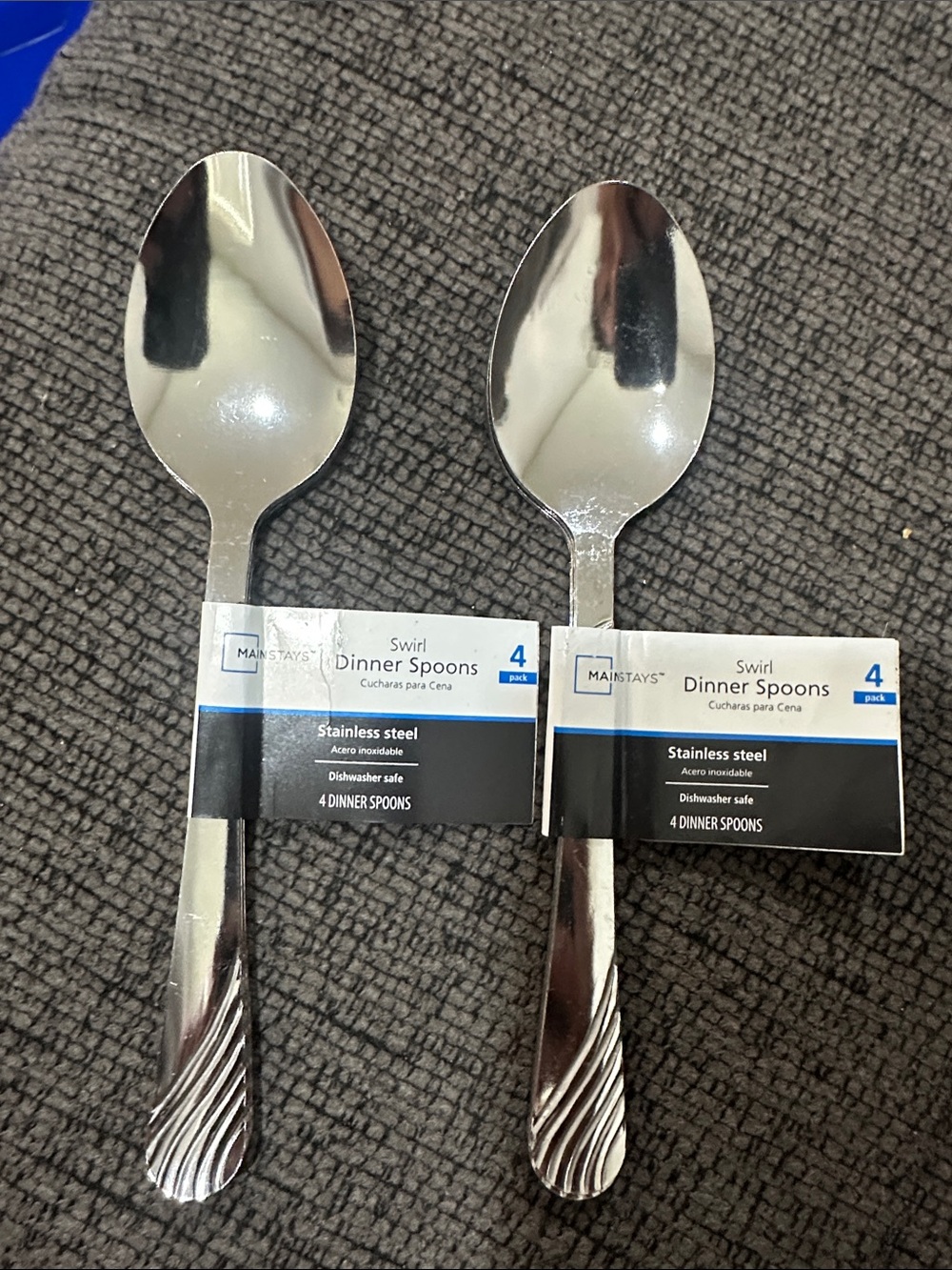 Mainstays Swirl Stainless Steel Dinner Spoons/fork- Polished Silver (Set of 16)